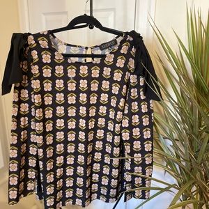 ELOQUII Flower design shirt!